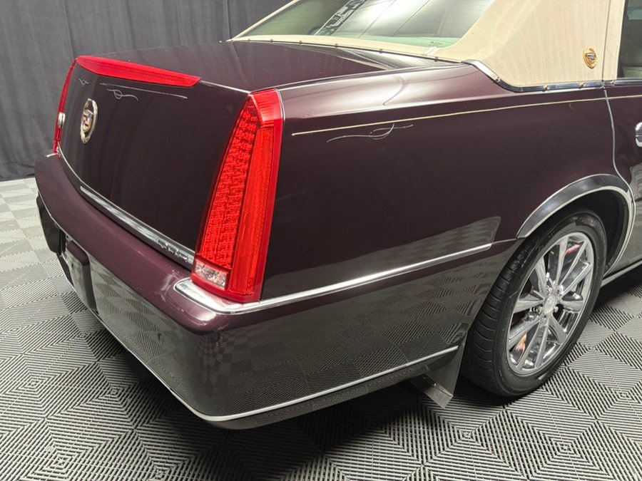 Used 2008 Cadillac DTS Luxury I FWD image 13