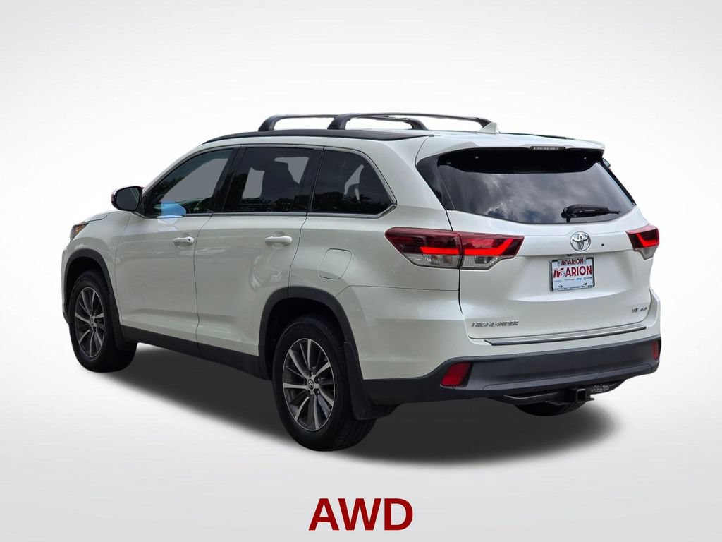 Used 2019 Toyota Highlander SE AWD/4WD image 15