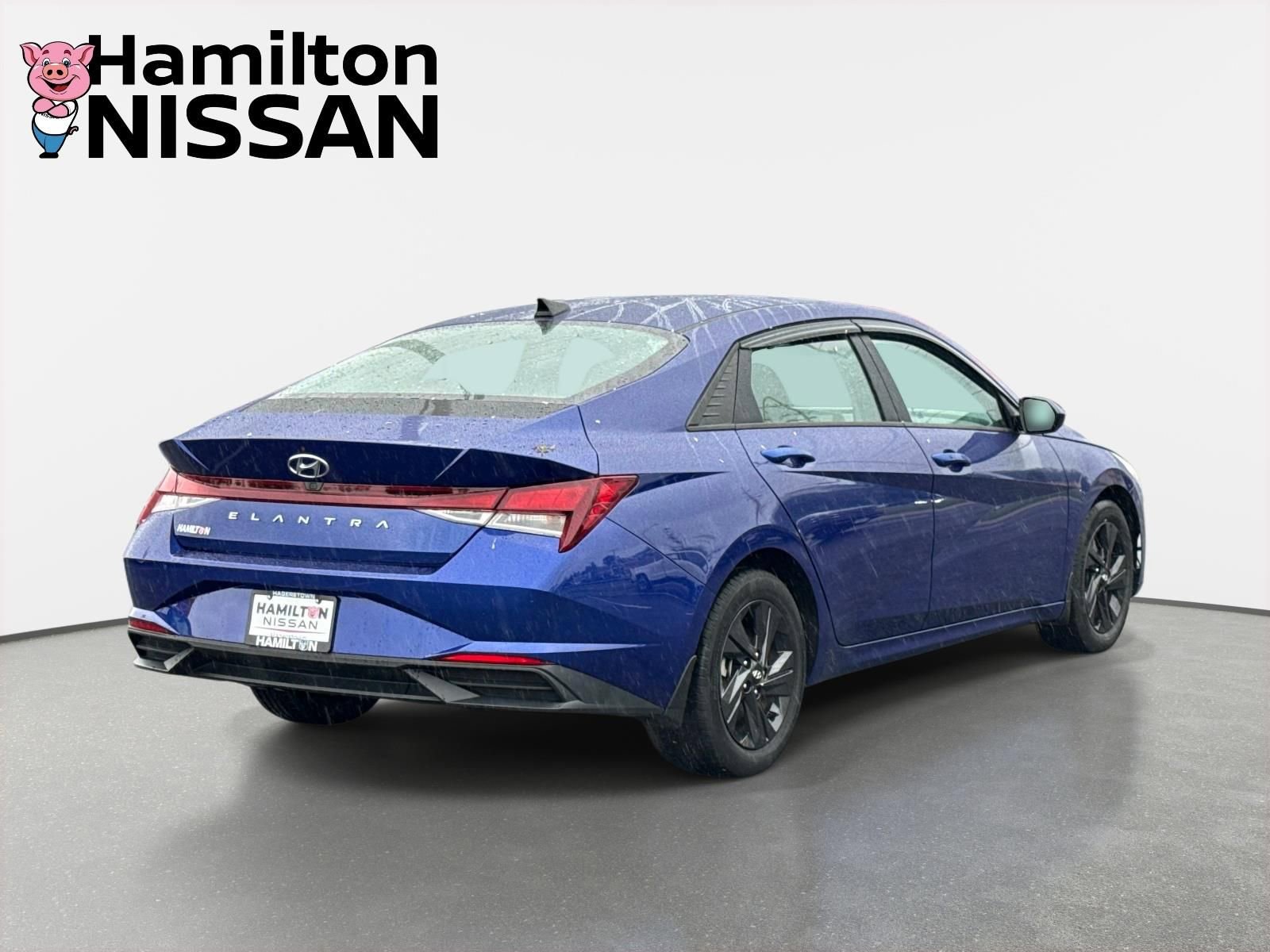 Used 2022 Hyundai Elantra SEL FWD image 2