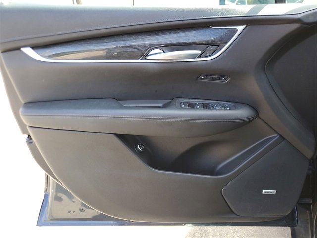 Used 2020 Cadillac XT5 Premium Luxury image 19