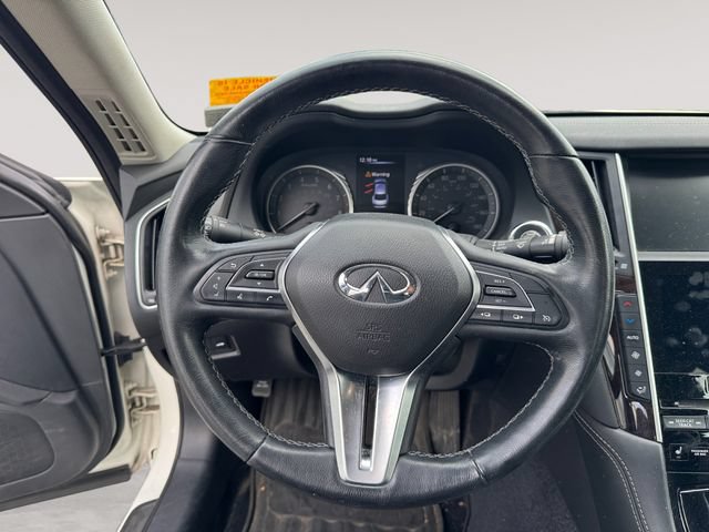 Used 2018 INFINITI Q50 Luxe w/ Essential Package (3.0T Luxe) AWD/4WD image 12