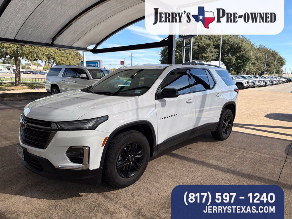 Used 2023 Chevrolet Traverse LS w/ Midnight/Sport Edition FWD image 1