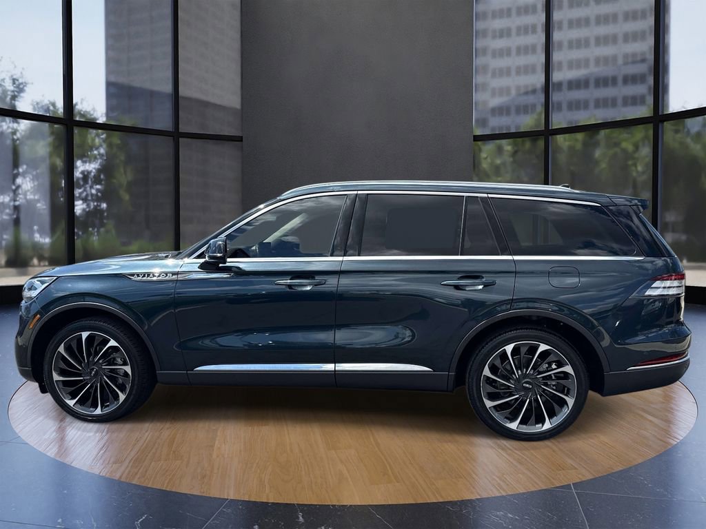 Used 2023 Lincoln Aviator Reserve w/ Equipment Group 201A image 5