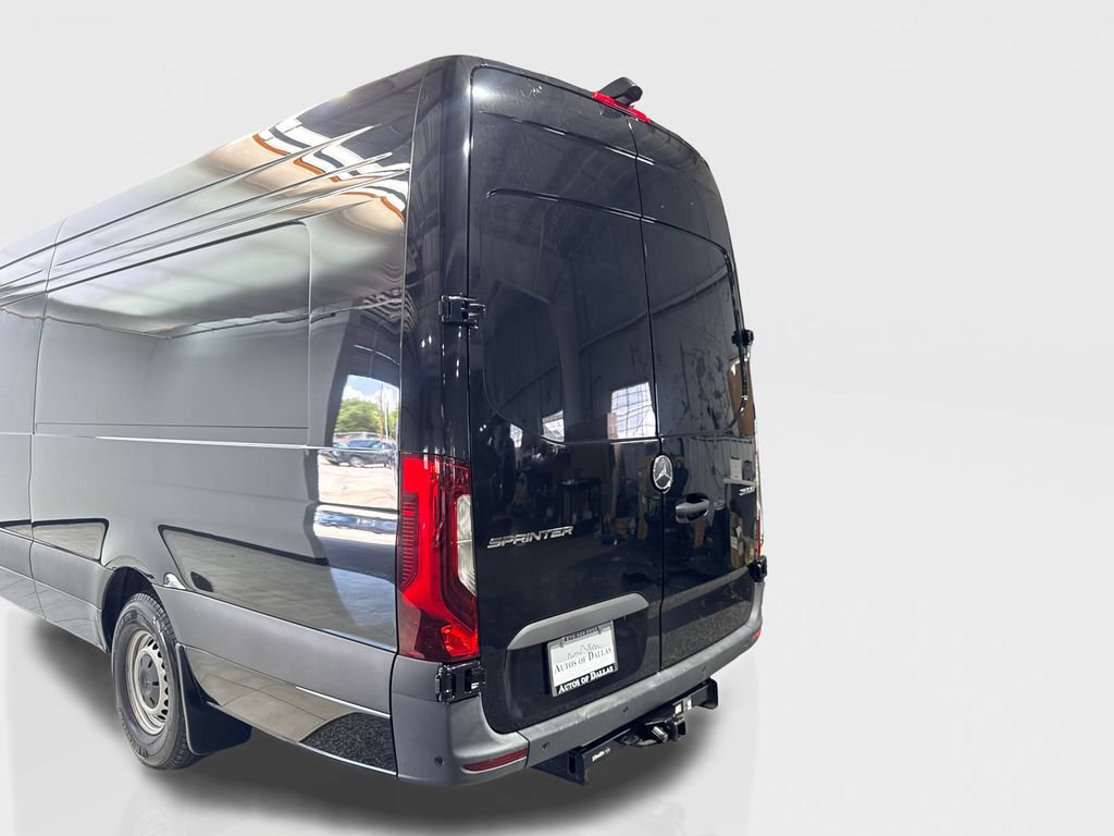 Used 2024 Mercedes-Benz Sprinter 2500 image 18