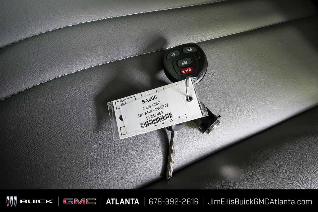 New 2025 GMC Savana 2500 w/ Driver Convenience Package RWD image 20