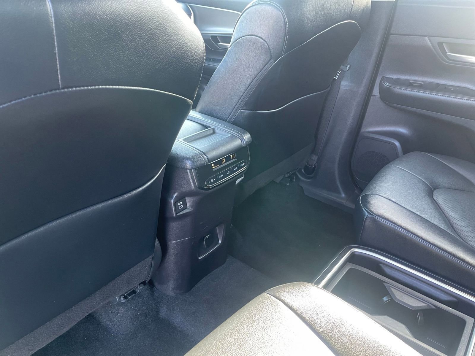 Used 2025 Toyota Grand Highlander FWD image 24