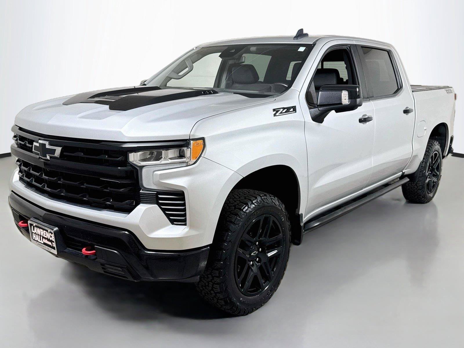 Used 2022 Chevrolet Silverado 1500 LT Trail Boss w/ LT Trail Boss Premium Package AWD/4WD image 1