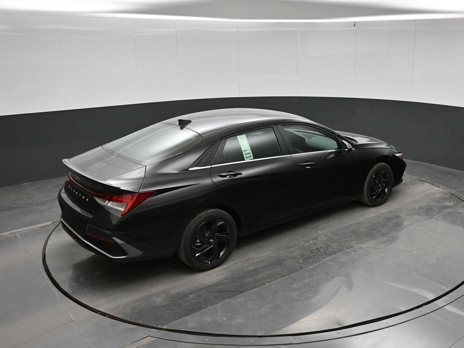New 2026 Hyundai Elantra SEL Sport FWD image 29