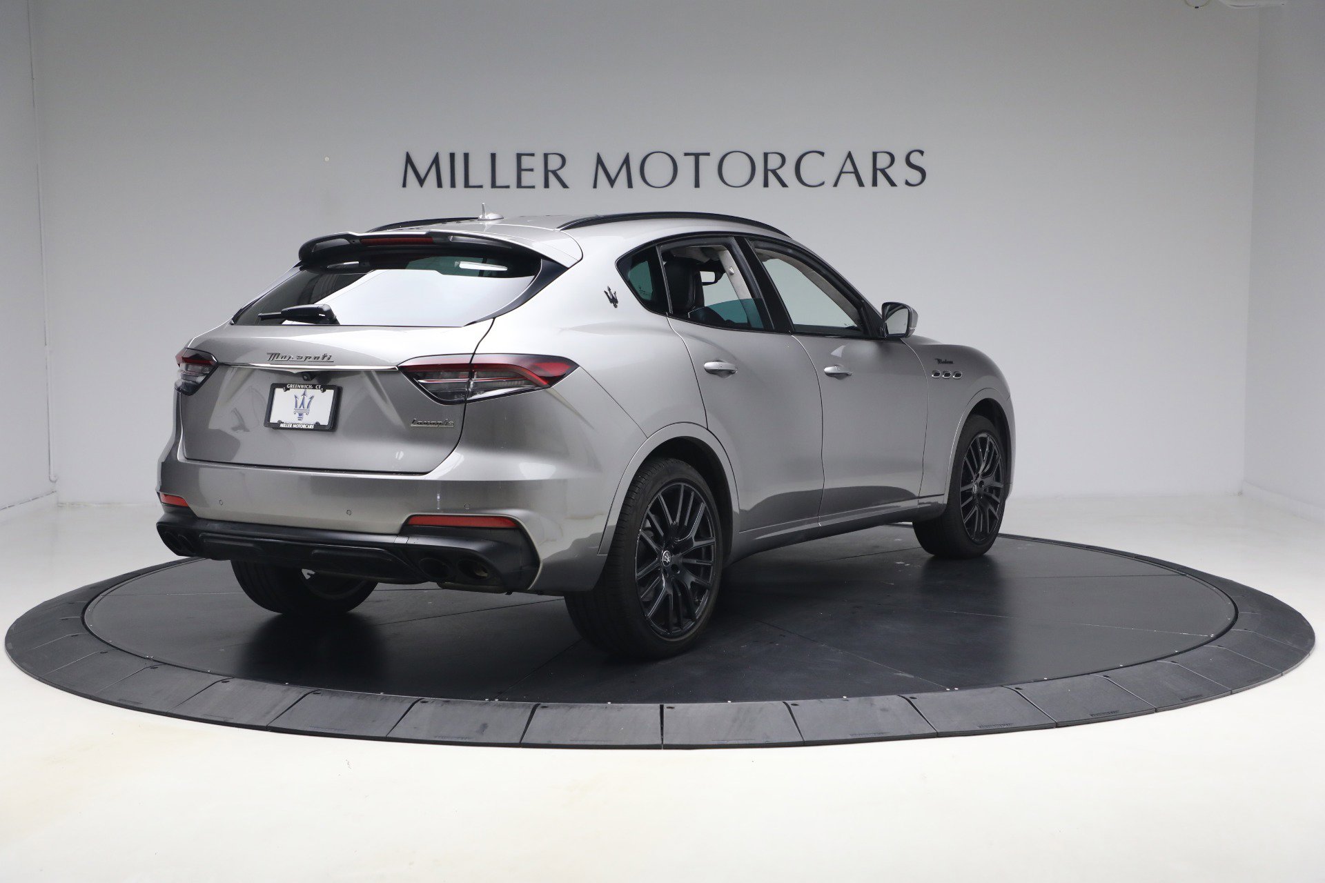 Certified 2022 Maserati Levante Modena AWD/4WD image 8