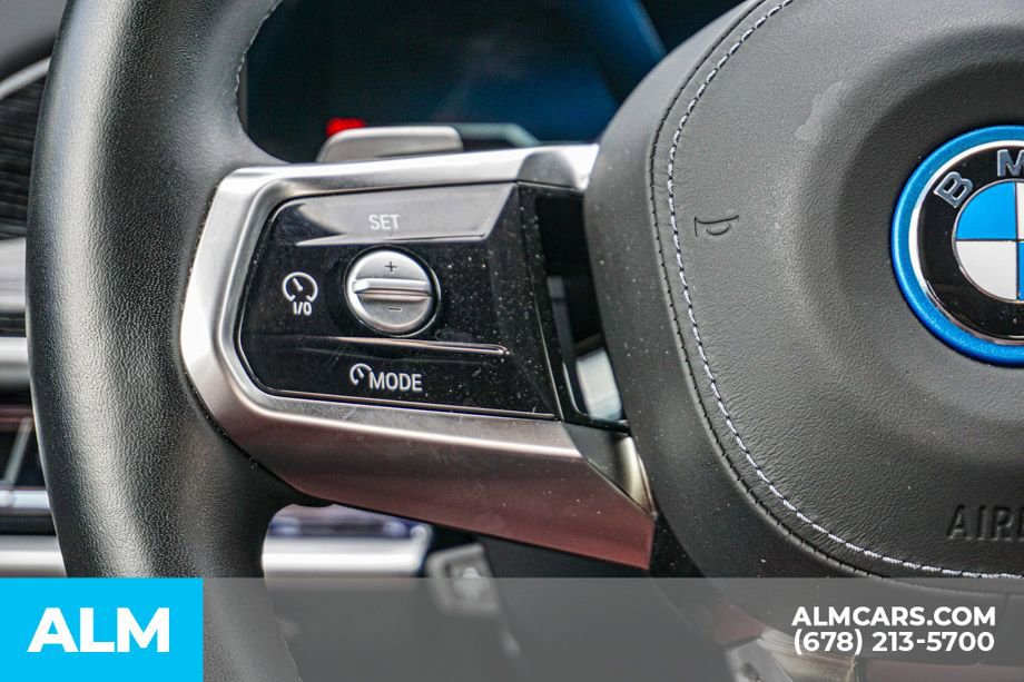 Used 2025 BMW i7 eDrive50 w/ M Sport Package image 30