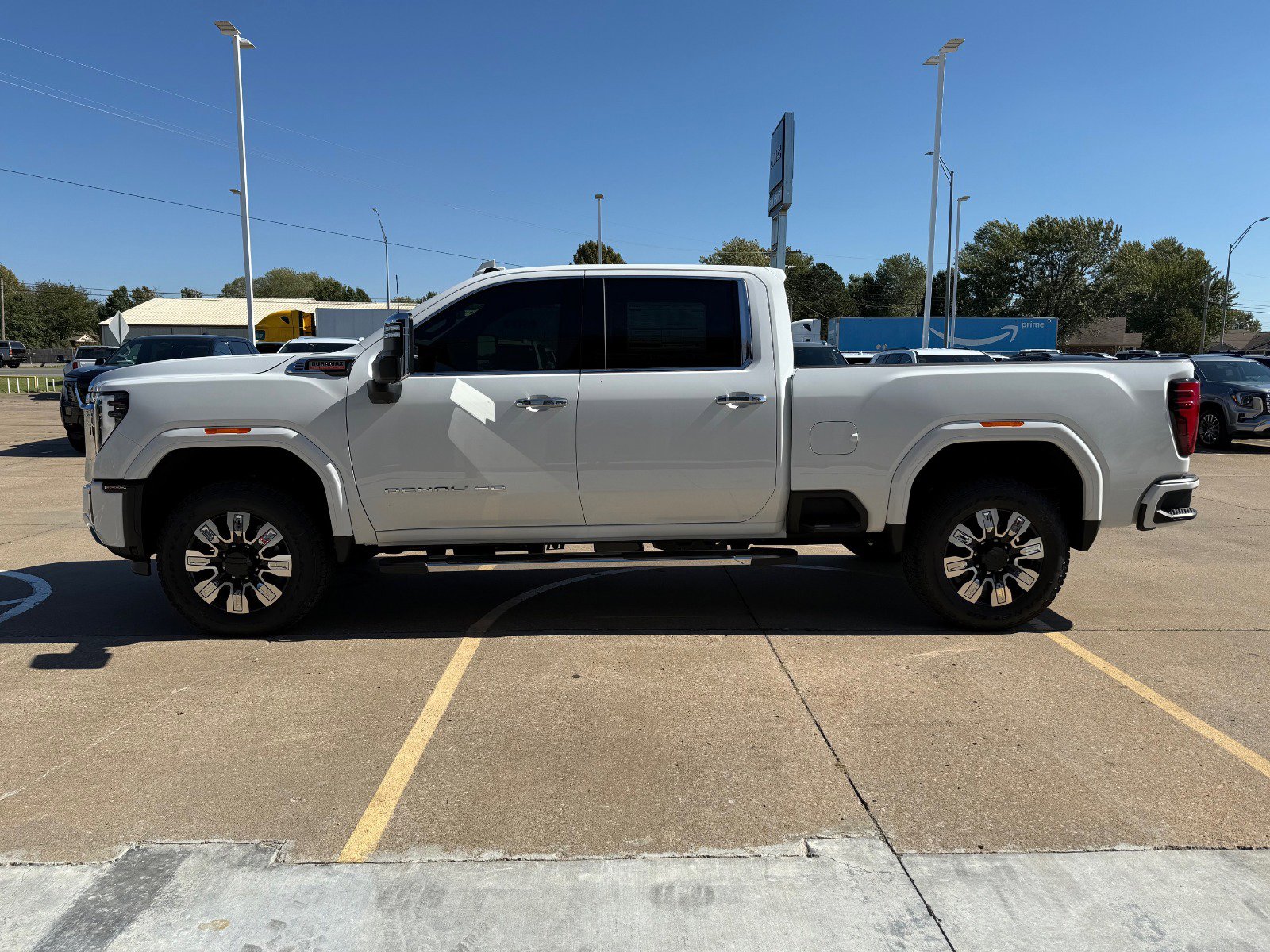 New 2026 GMC Sierra 2500 Denali w/ Denali Reserve Package image 7