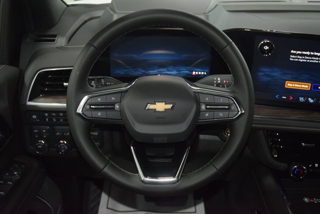 New 2026 Chevrolet Suburban Premier AWD/4WD image 37