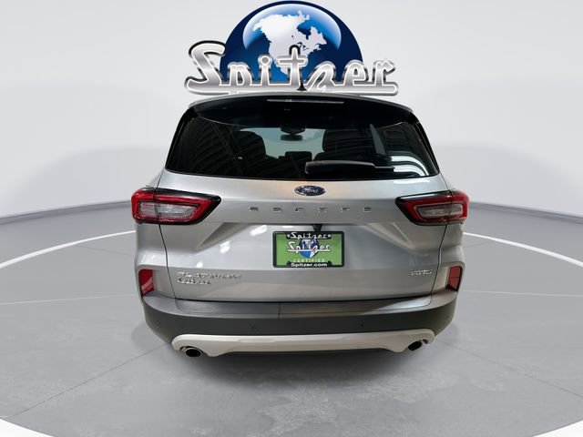 Used 2023 Ford Escape Platinum w/ Premium Technology Package image 10