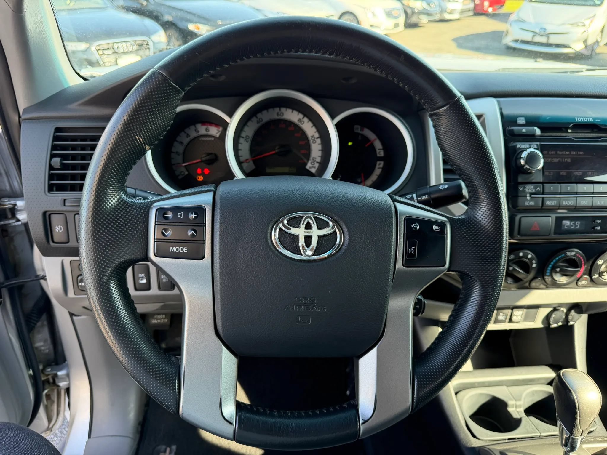 Used 2012 Toyota Tacoma 4x4 Access Cab V6 w/ TRD Off-Road Pkg image 32