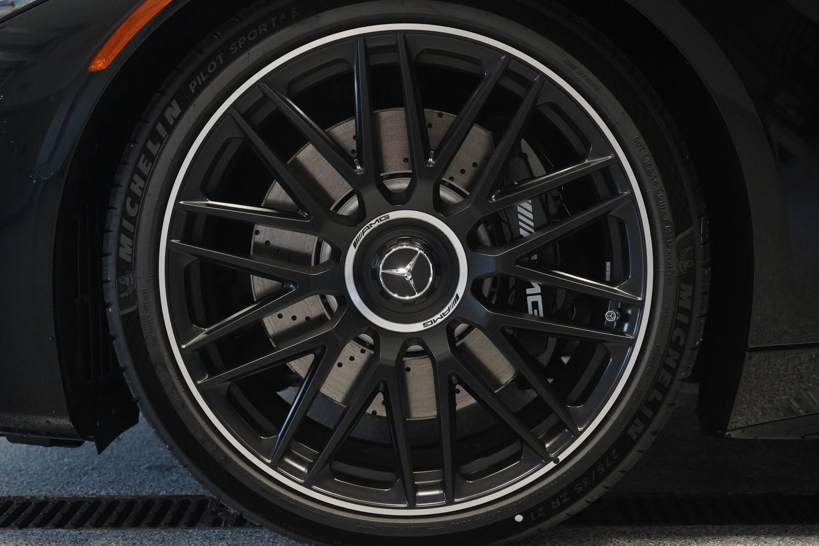 New 2026 Mercedes-Benz SL 63 AMG 4MATIC image 14