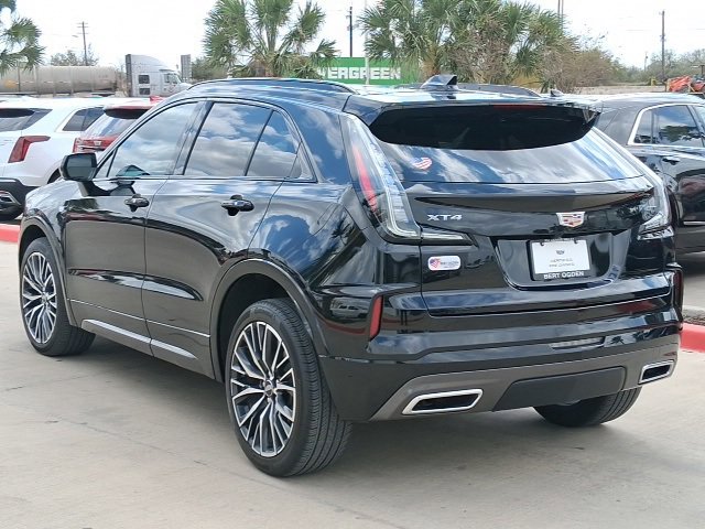 Used 2025 Cadillac XT4 Sport image 4