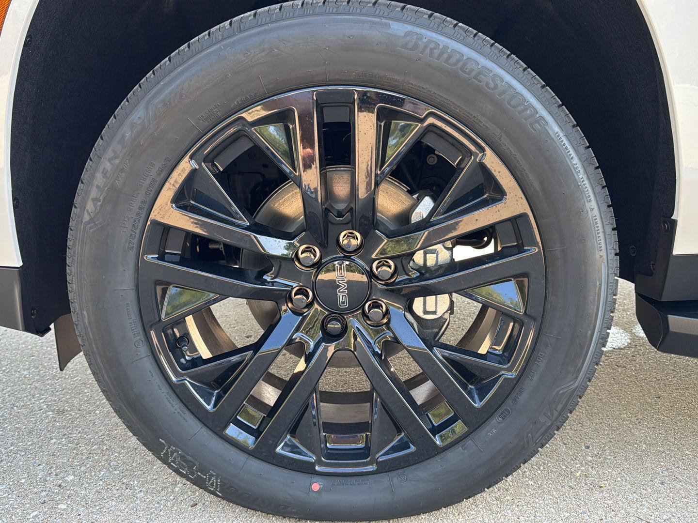 New 2026 GMC Yukon XL Elevation w/ Elevation Premium Package AWD/4WD image 31