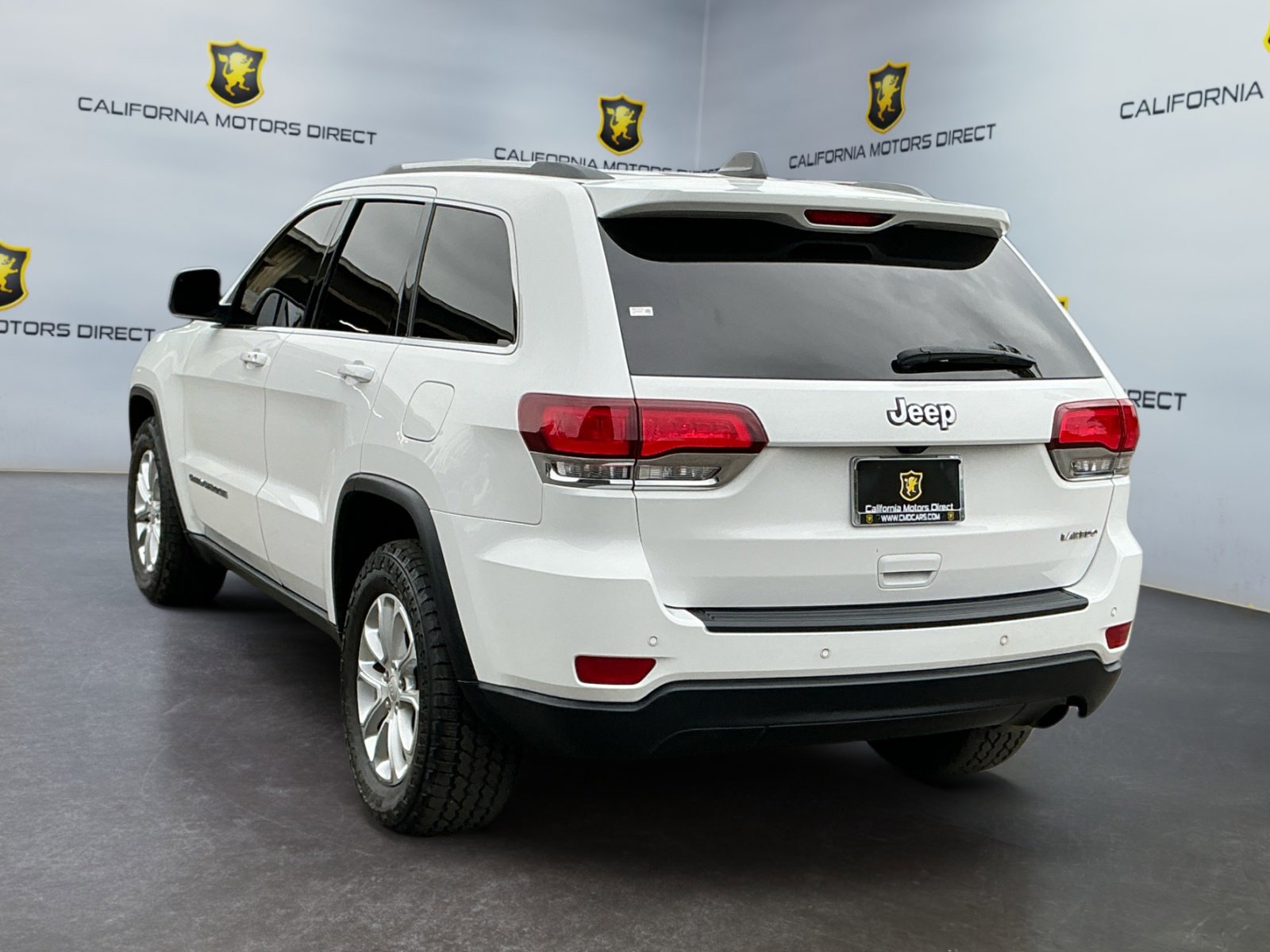 Used 2021 Jeep Grand Cherokee Laredo image 7