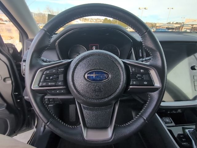 Used 2025 Subaru Outback Premium image 13