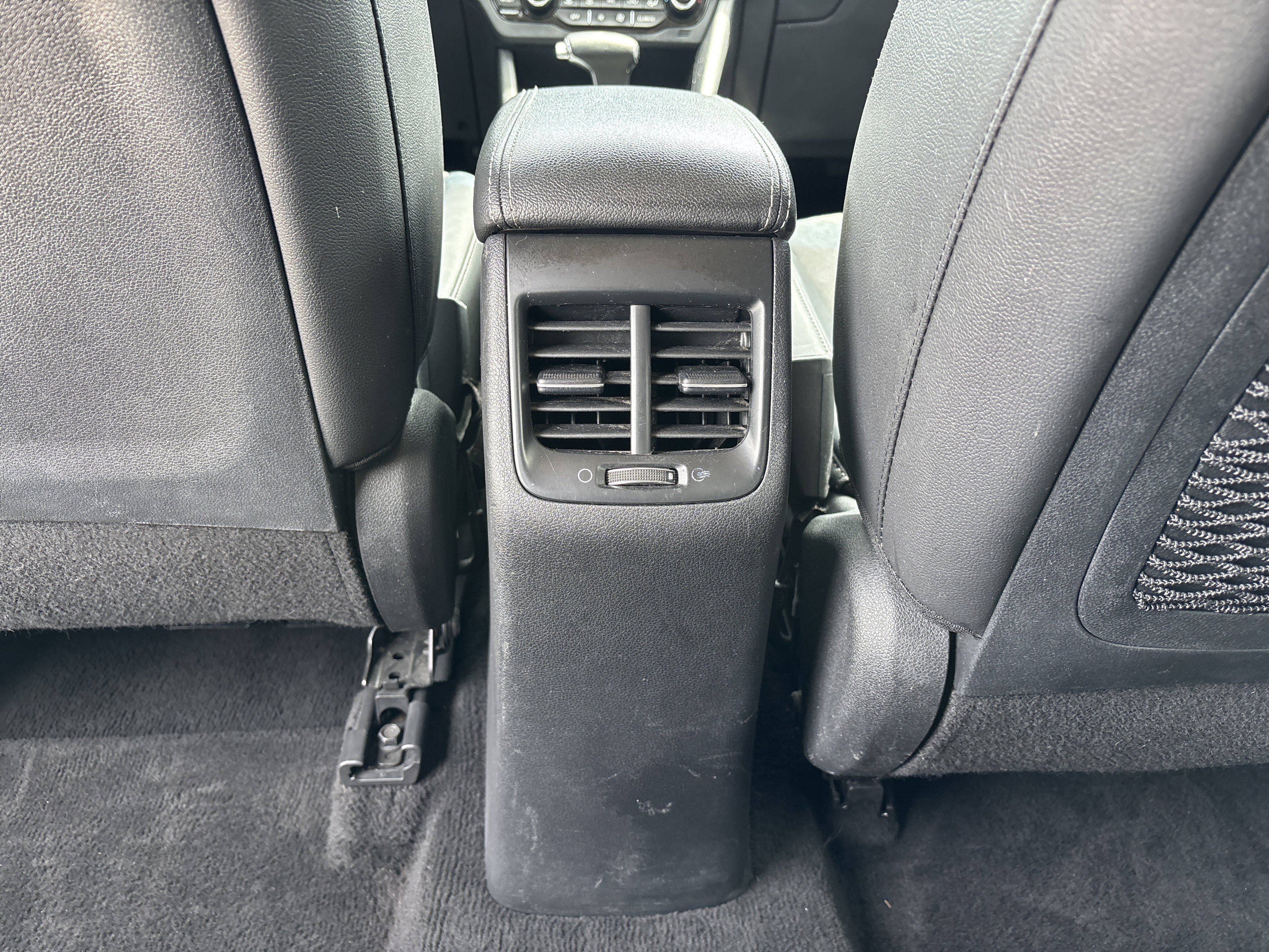 Used 2020 Kia Niro EX FWD image 32