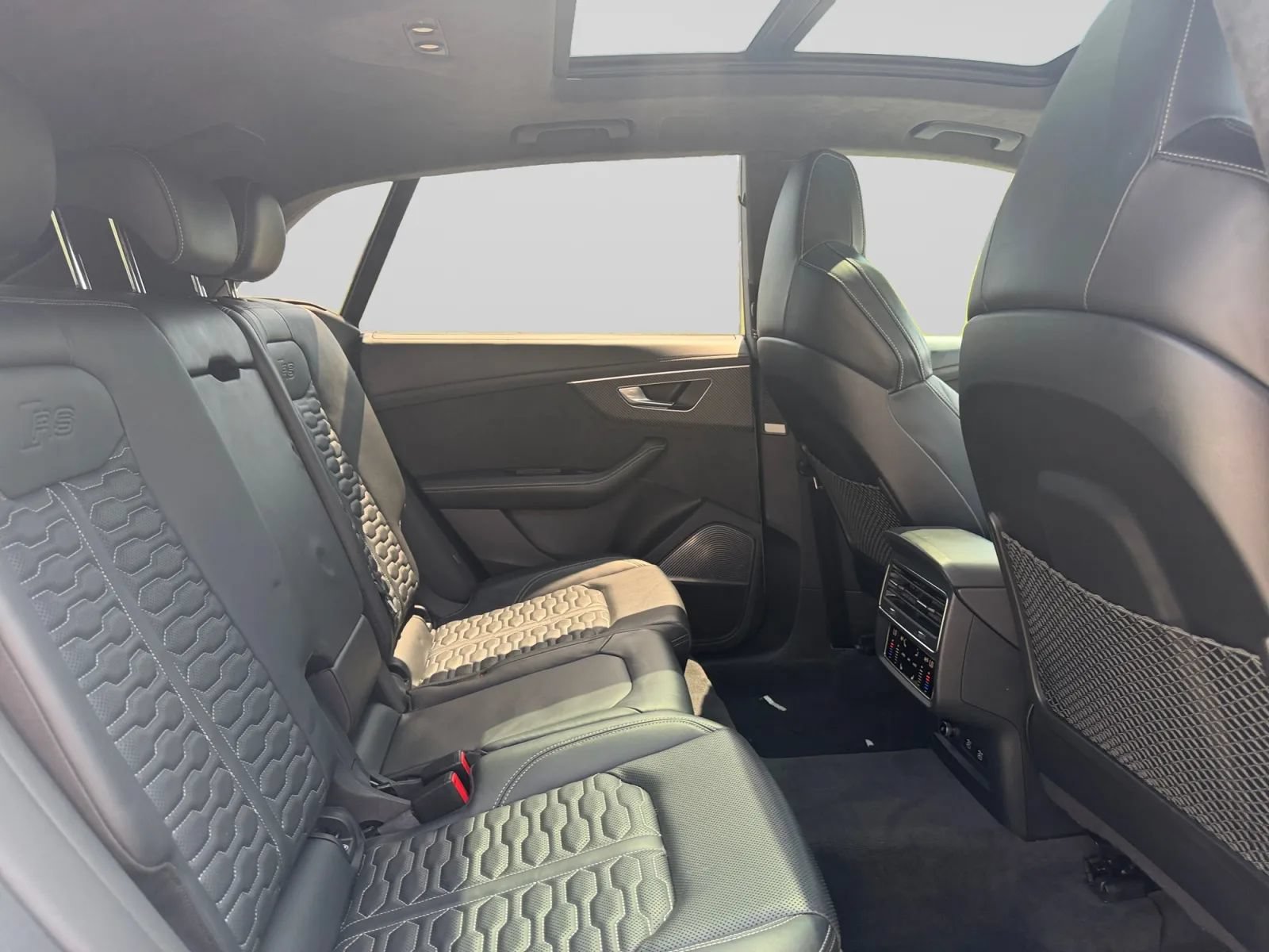 Used 2021 Audi RS Q8 w/ Carbon Optic Package AWD/4WD image 31