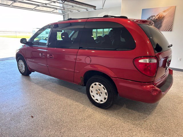 Used 2001 Chrysler Town & Country LX FWD image 3