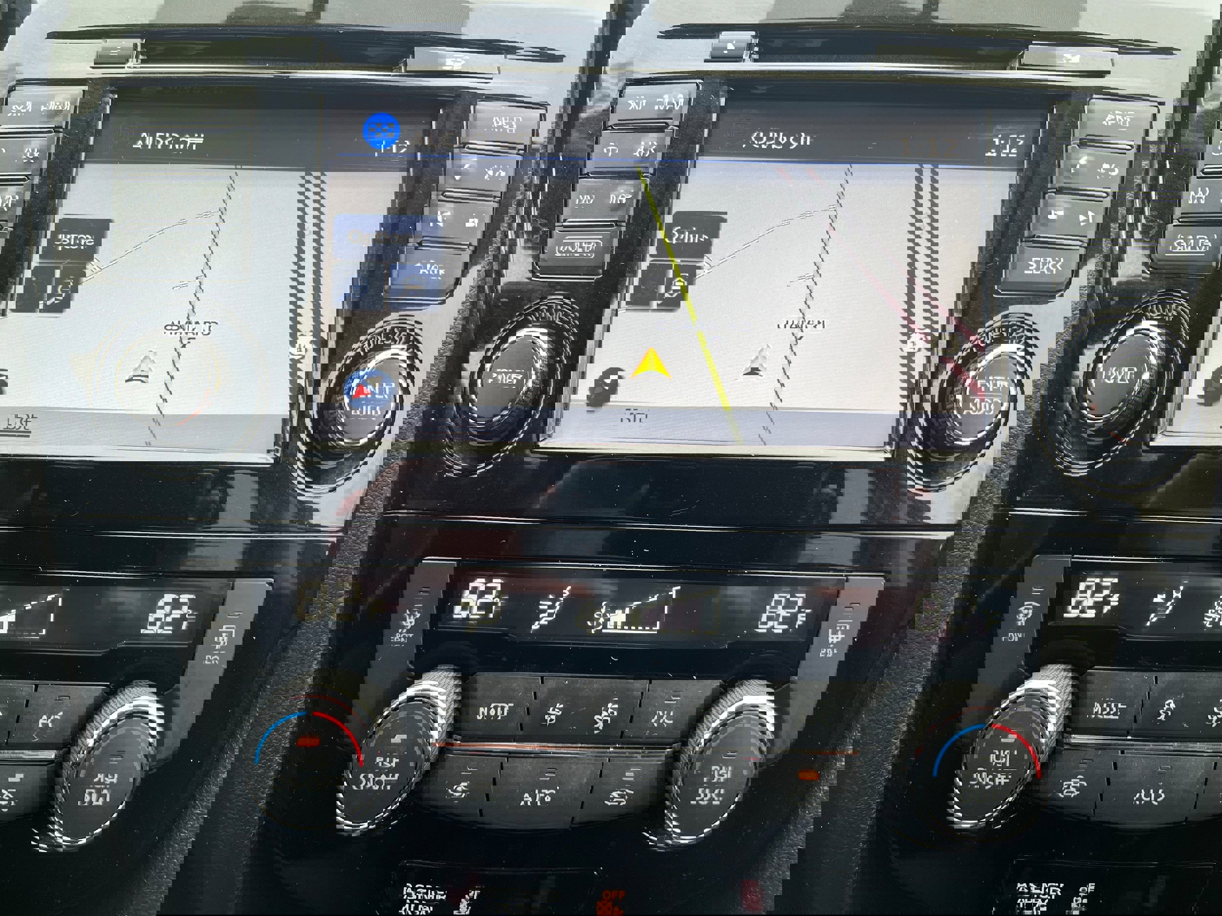 Used 2017 Nissan Rogue SV w/ SV Premium Package image 20