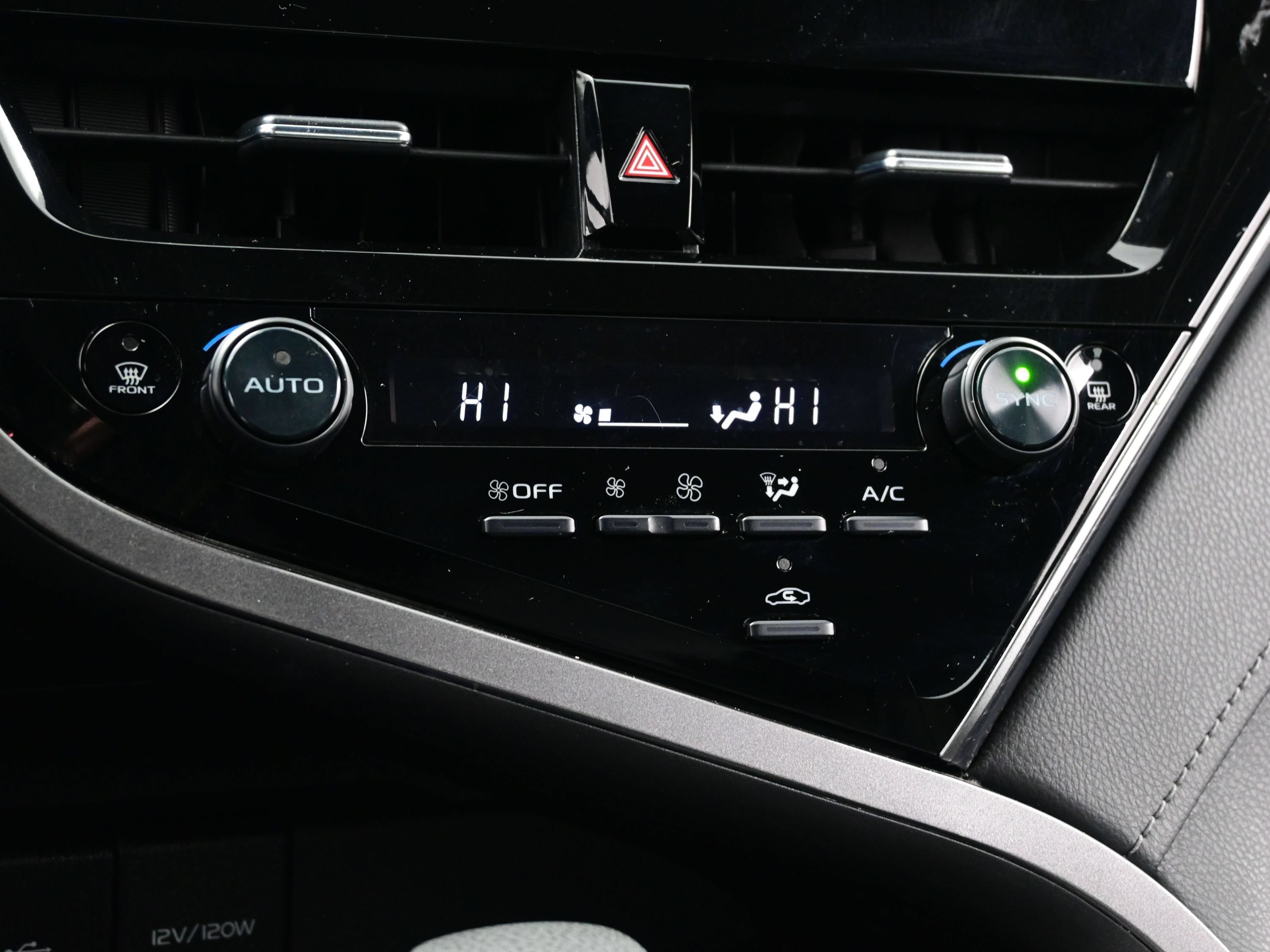 Used 2024 Toyota Camry LE FWD image 20