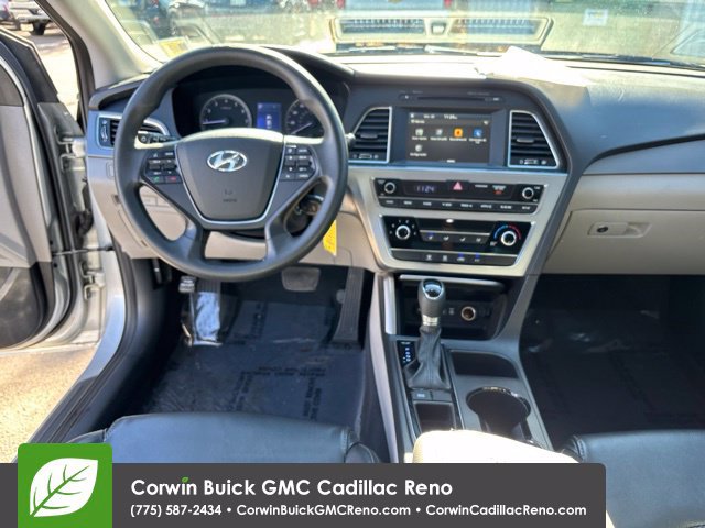 Used 2016 Hyundai Sonata SE FWD image 29
