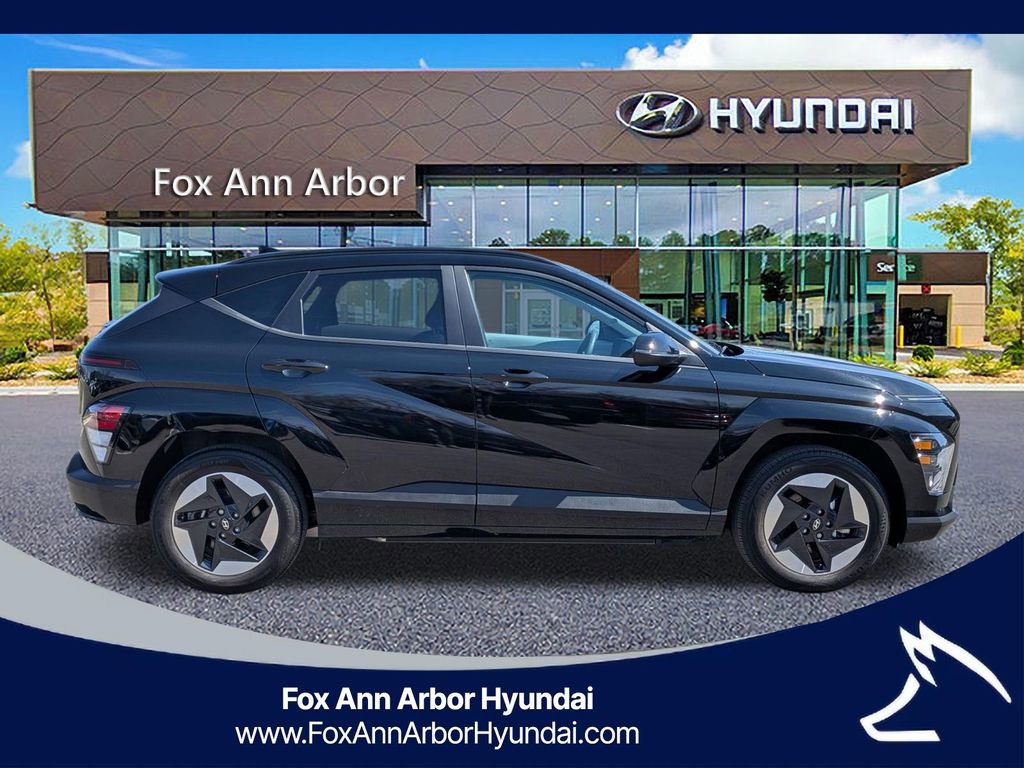 Certified 2024 Hyundai Kona SEL FWD image 6