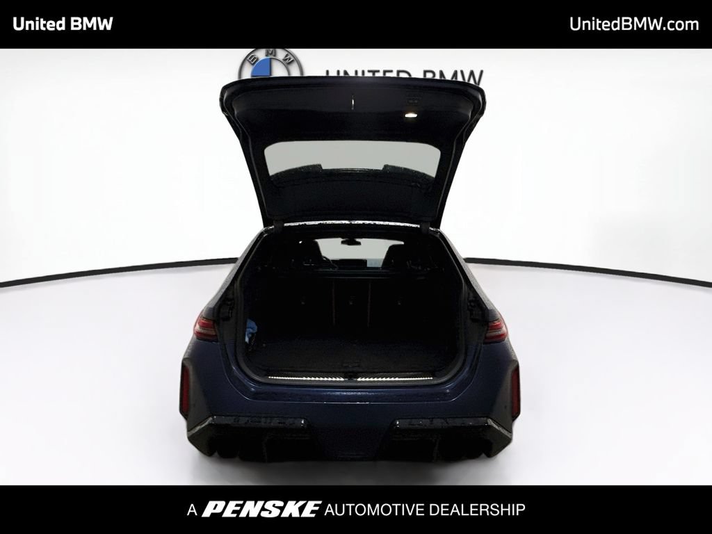 Used 2026 BMW M5 Touring AWD/4WD image 21