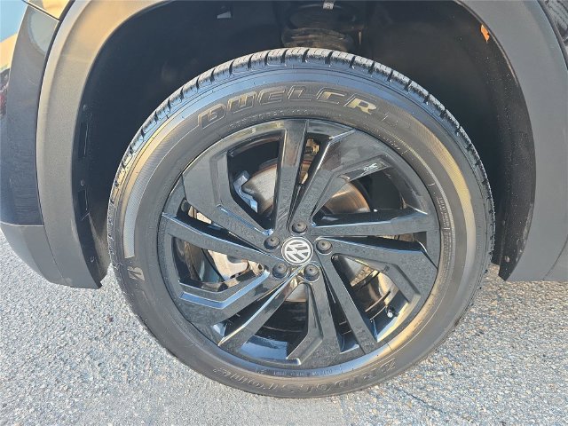 Used 2023 Volkswagen Atlas SE w/ Panoramic Sunroof Package FWD image 32