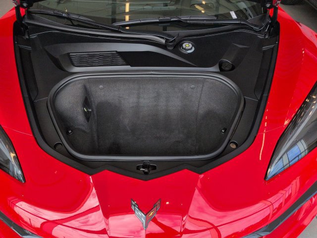 Used 2025 Chevrolet Corvette Z06 RWD image 34