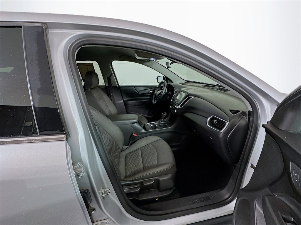 Used 2018 Chevrolet Equinox LT image 26