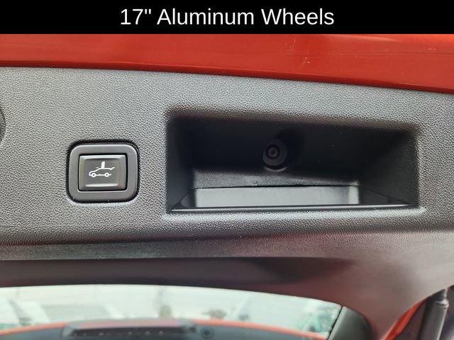 Used 2020 Chevrolet Equinox LT image 34