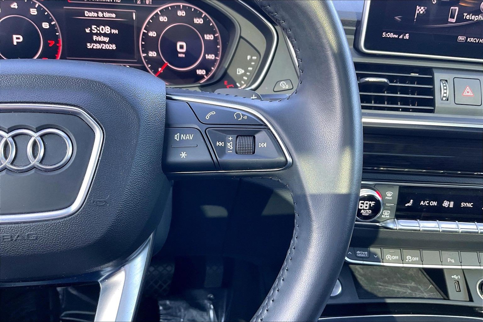 Used 2018 Audi Q5 2.0T Premium Plus w/ Premium Plus Package AWD/4WD image 23