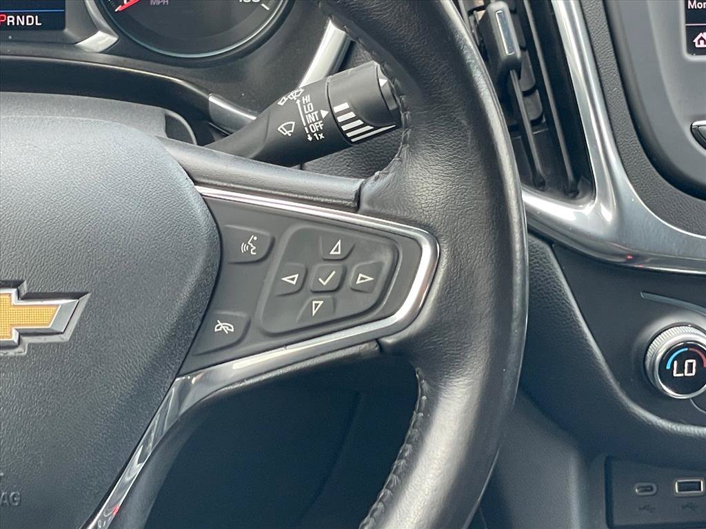 Used 2020 Chevrolet Equinox LT w/ Driver Convenience Package FWD image 14