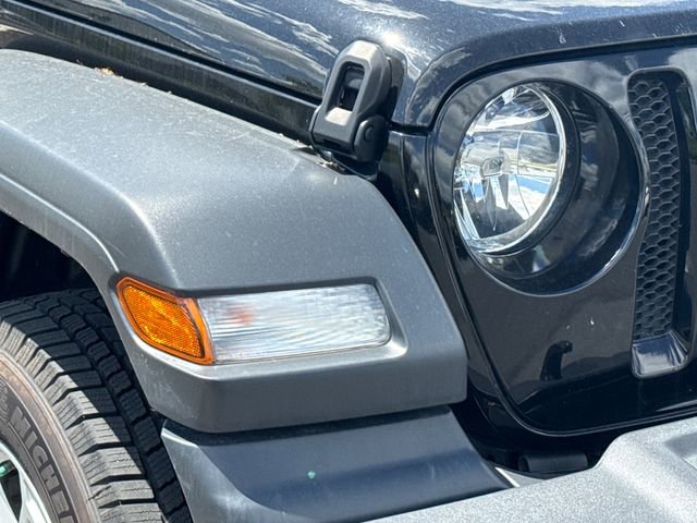 Used 2018 Jeep Wrangler Sport AWD/4WD image 11