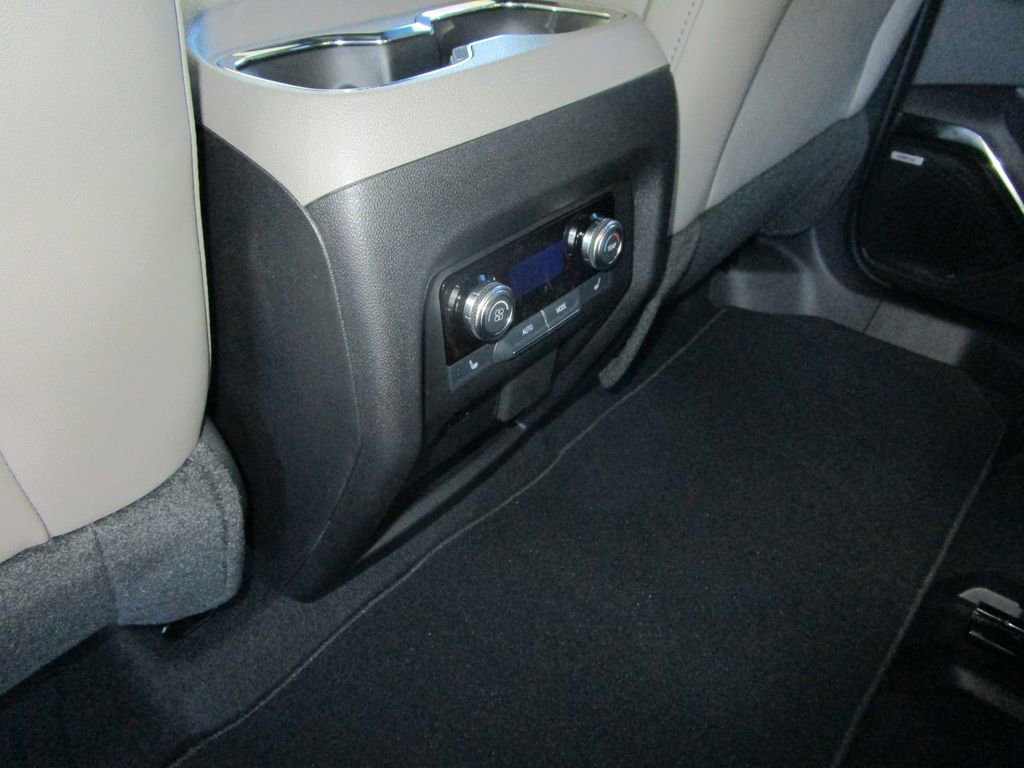 New 2026 GMC Acadia Elevation w/ Elevation Premium Package image 18