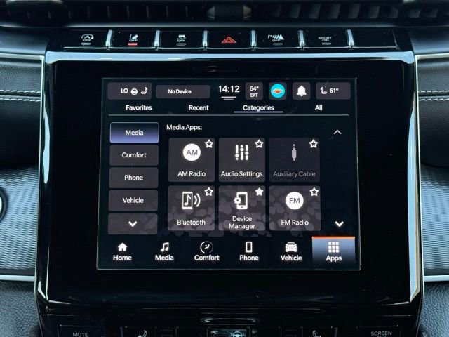 Used 2024 Jeep Grand Cherokee Altitude AWD/4WD image 38