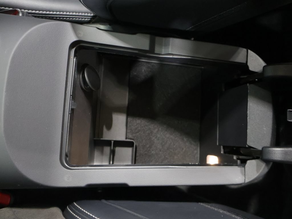 Used 2025 Ford Mustang Premium RWD image 36