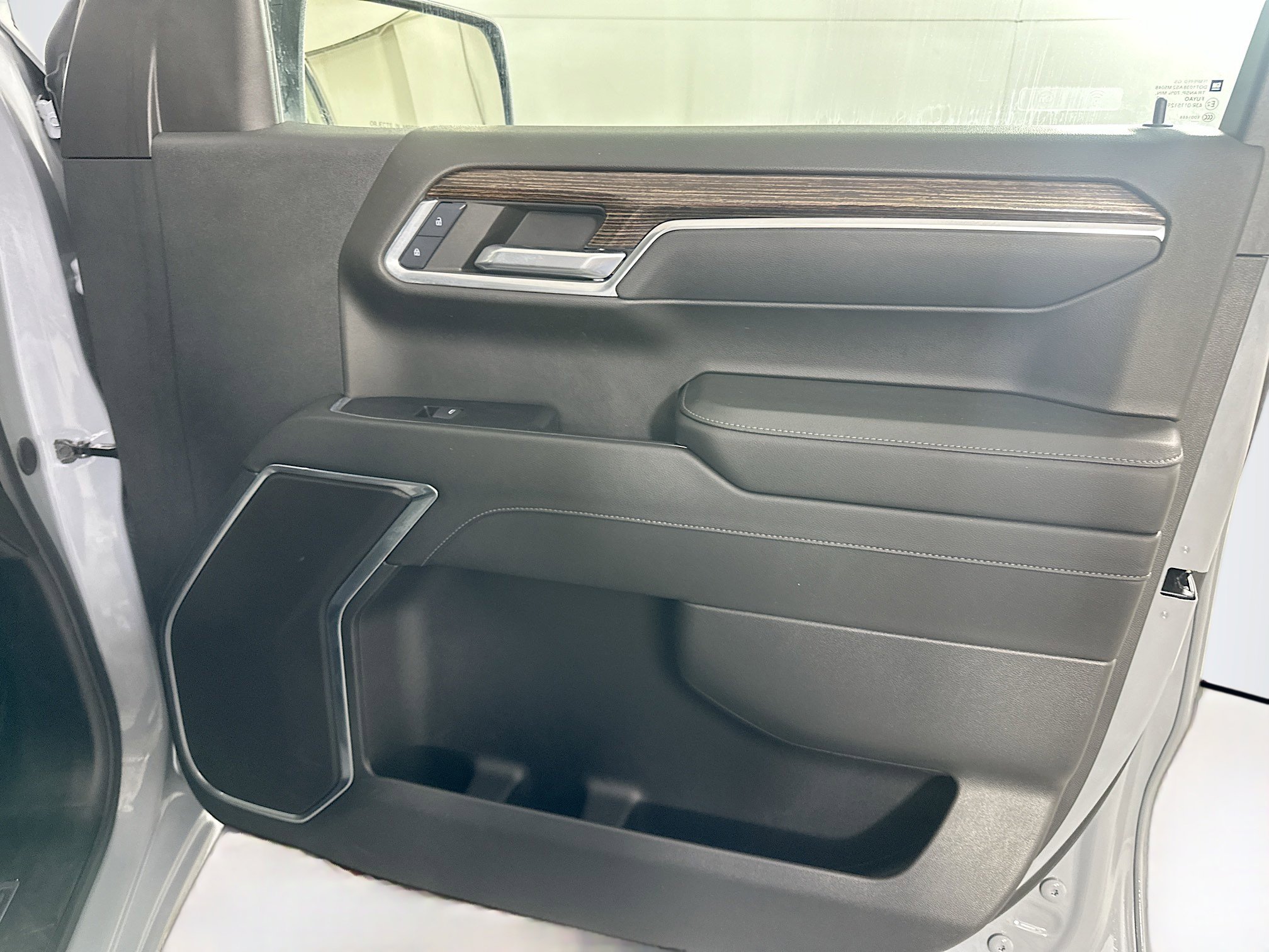 Used 2024 GMC Sierra 1500 Elevation image 30