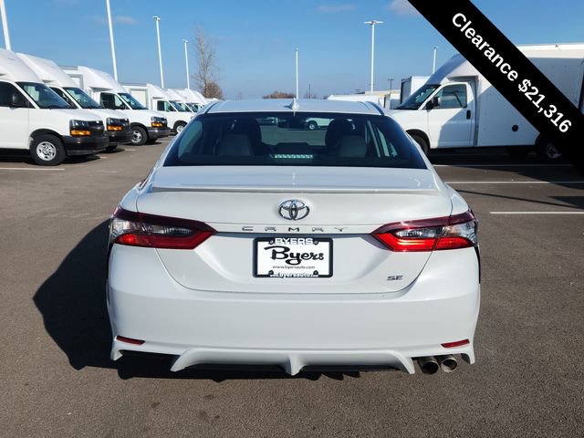 Used 2023 Toyota Camry SE image 6
