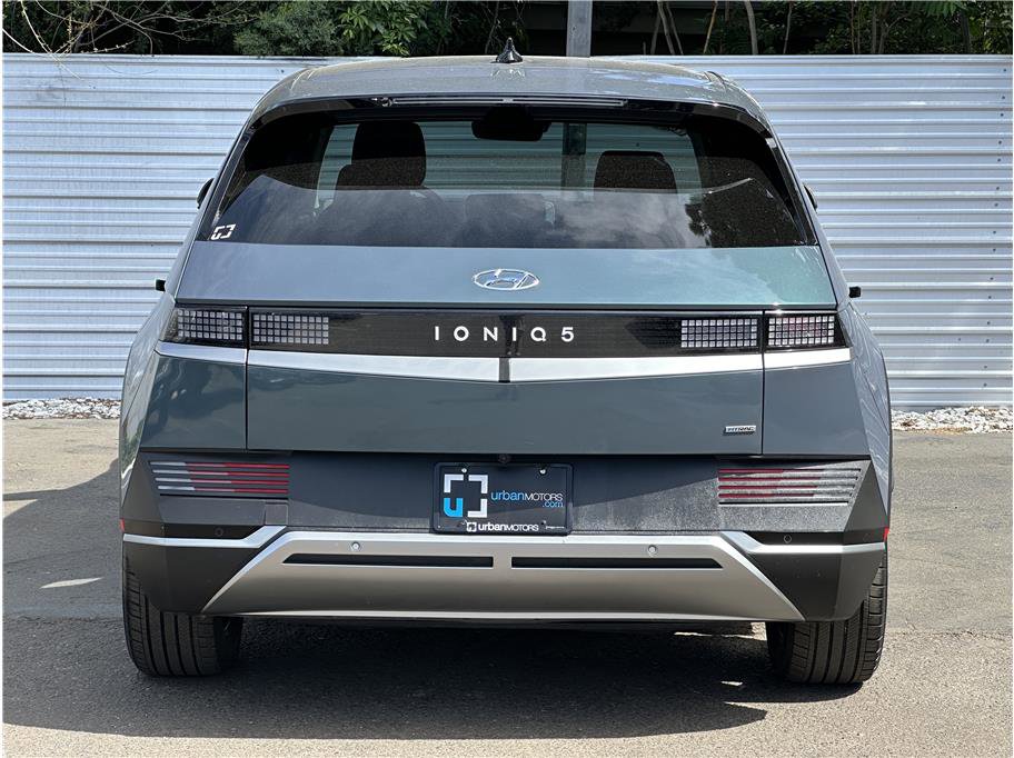 Used 2024 Hyundai Ioniq 5 SEL AWD/4WD image 11