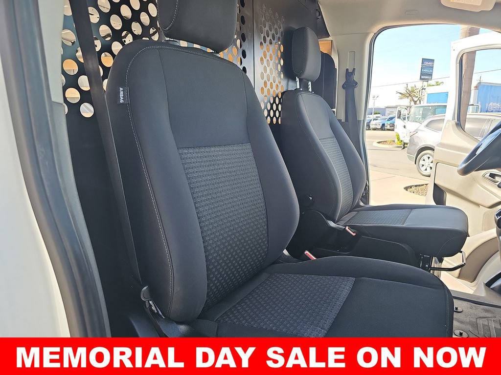 Used 2024 Ford Transit 250 Low Roof w/ Exterior Upgrade Package RWD image 10