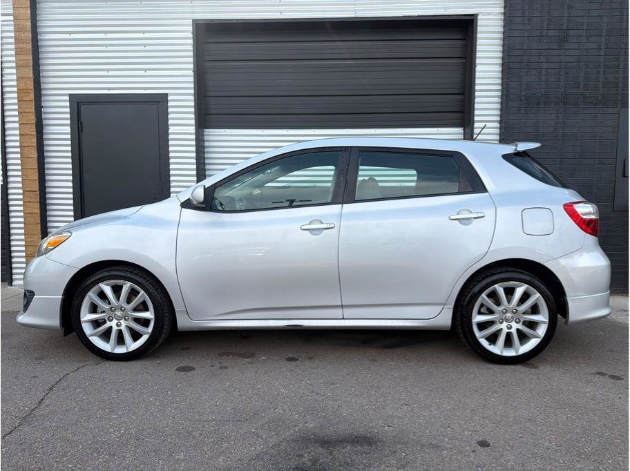 Used 2009 Toyota Matrix XRS FWD image 6