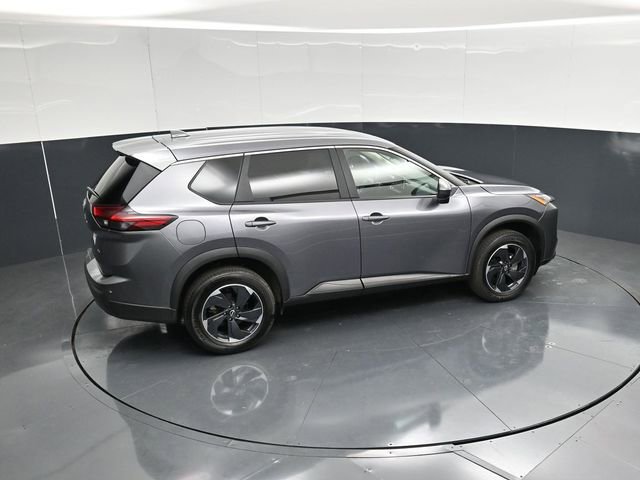 Used 2025 Nissan Rogue SV AWD/4WD image 45