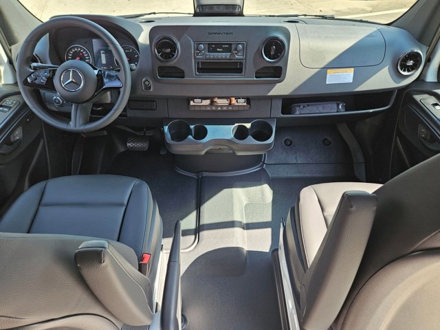 New 2026 Mercedes-Benz Sprinter 2500 image 14