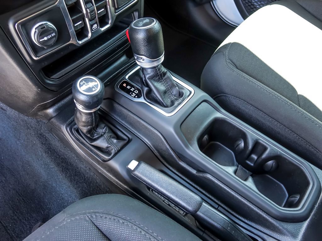 Used 2023 Jeep Wrangler Unlimited Sport AWD/4WD image 21