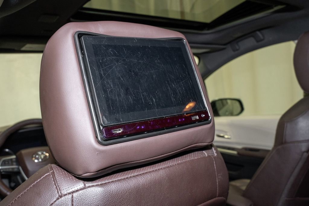 Used 2022 Toyota Sienna Platinum image 11